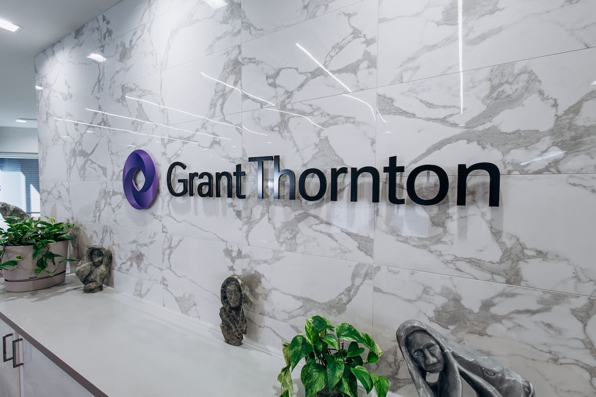 Grant Thornton front desk